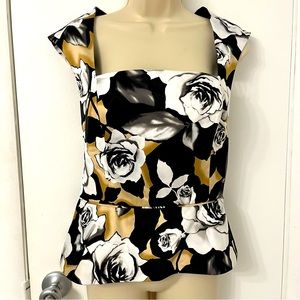 White House Black Market // floral peplum top 🖤🤎🤍